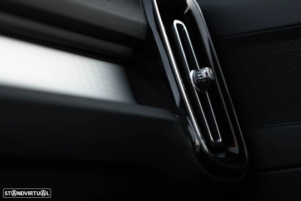 Volvo XC 40 - 41