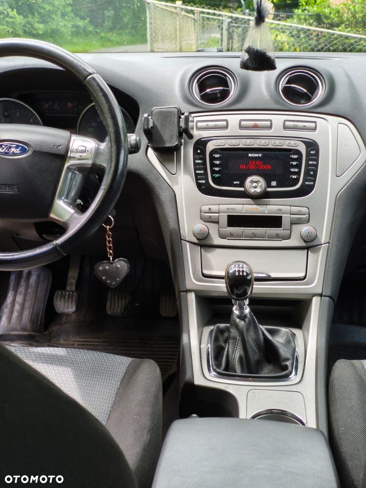 Ford Mondeo 2.0 TDCi Trend - 3