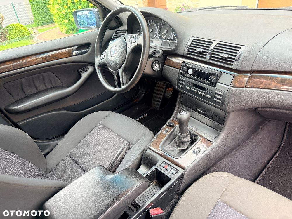 BMW Seria 3 318i Edition Lifestyle - 31