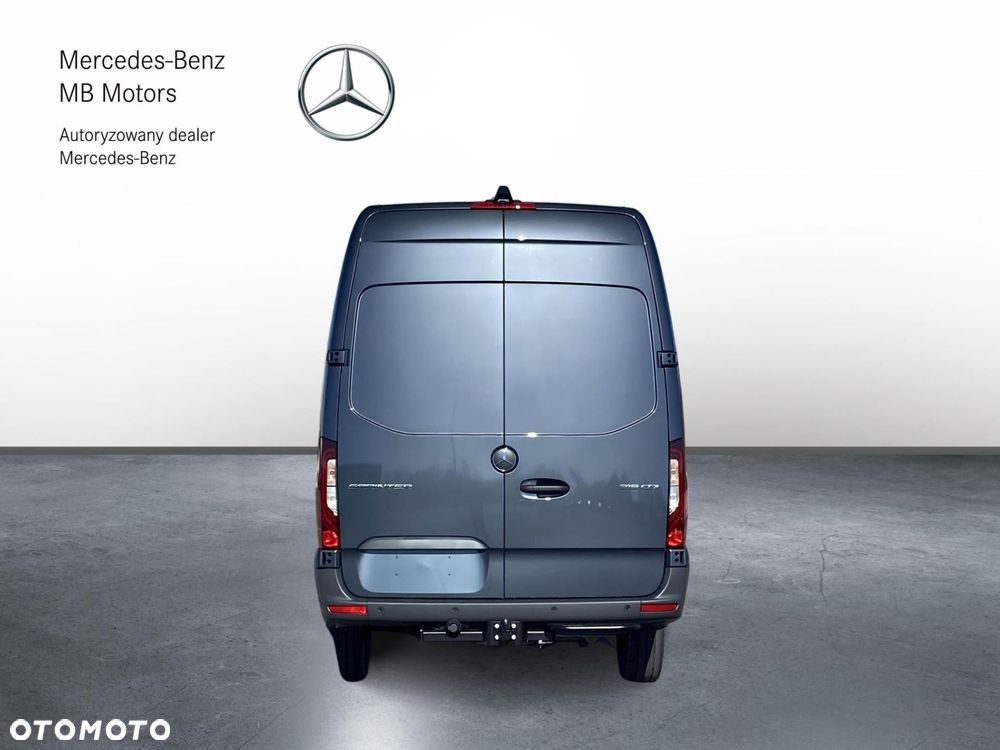 Mercedes-Benz Sprinter - 5
