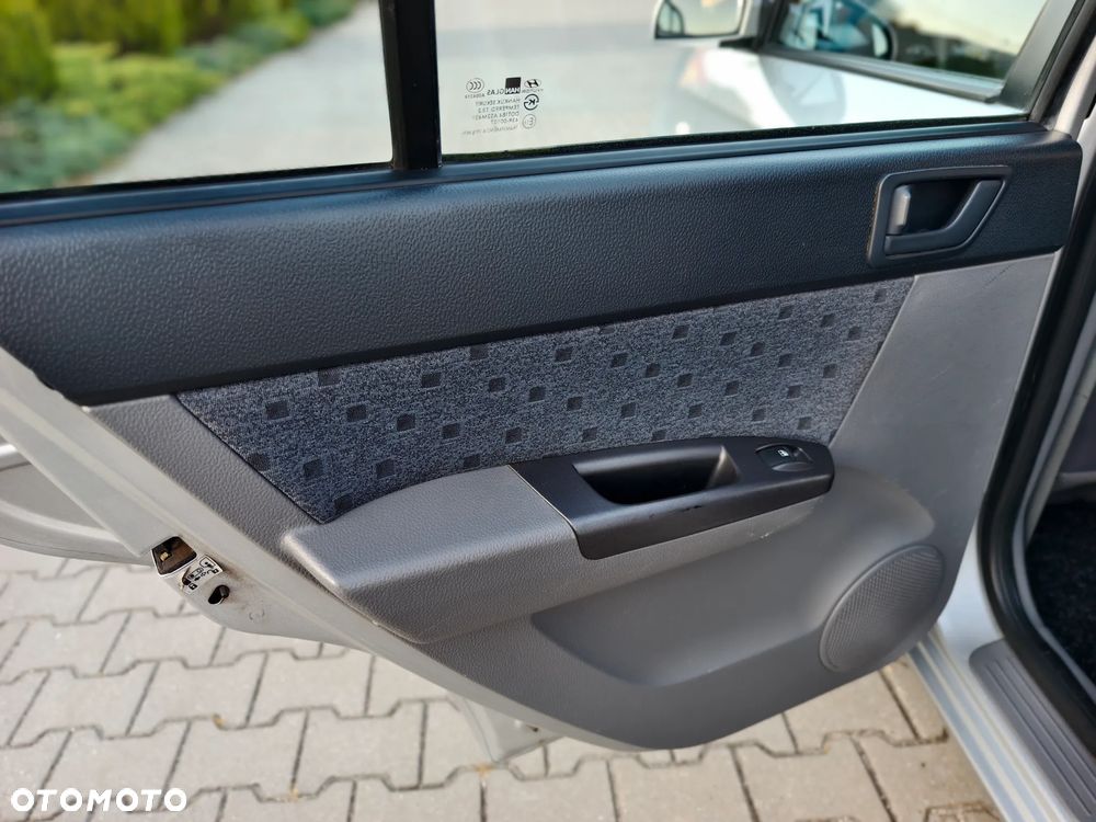 Hyundai Getz 1.4 Premium - 10