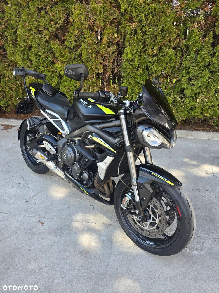 Triumph Street Triple - 3