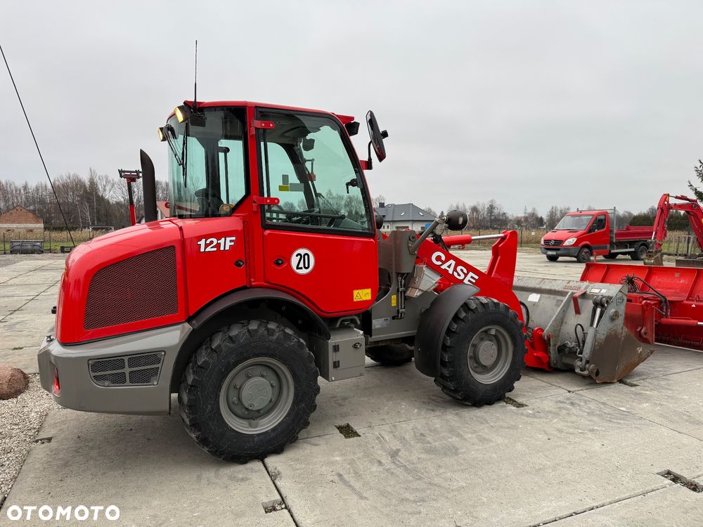 Case 121F - 7