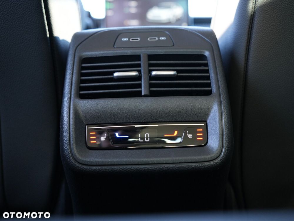 Skoda Superb 2.0 TDI SCR 4x4 L&K DSG - 39