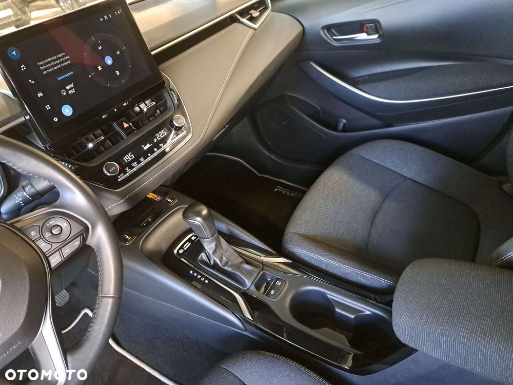 Toyota Corolla 1.8 Hybrid Comfort - 30