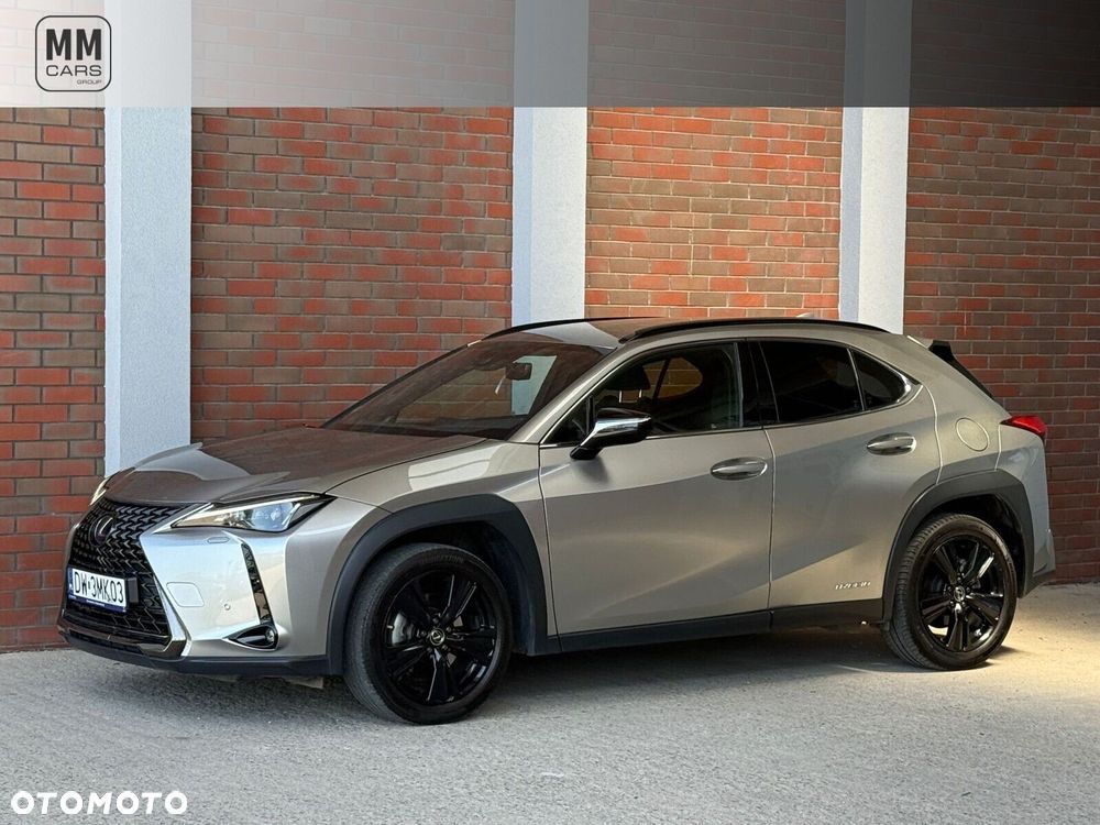 Lexus UX - 1