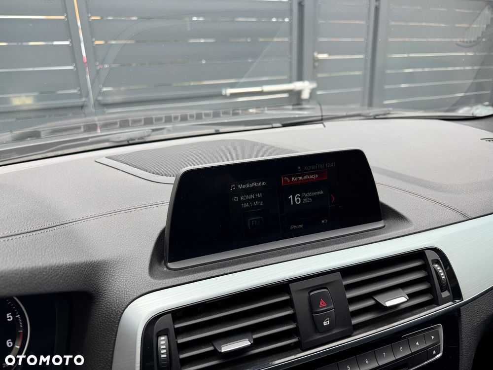 BMW Seria 1 118d Edition M Sport Shadow - 16