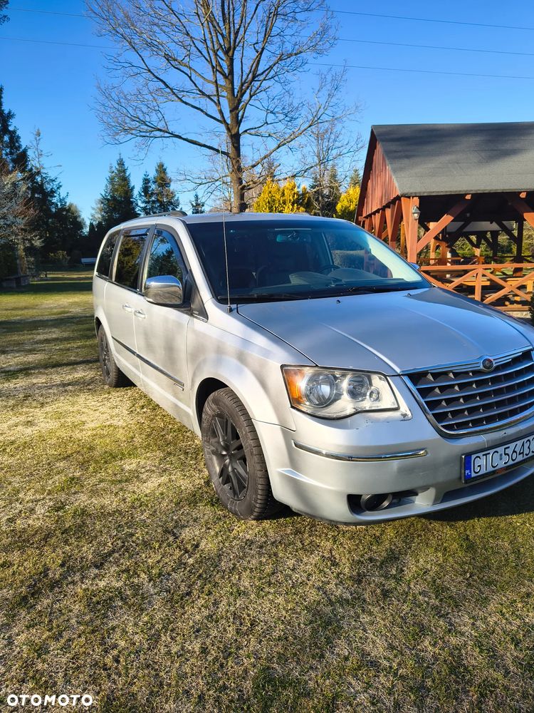 Chrysler Town & Country 4.0 Limited - 2