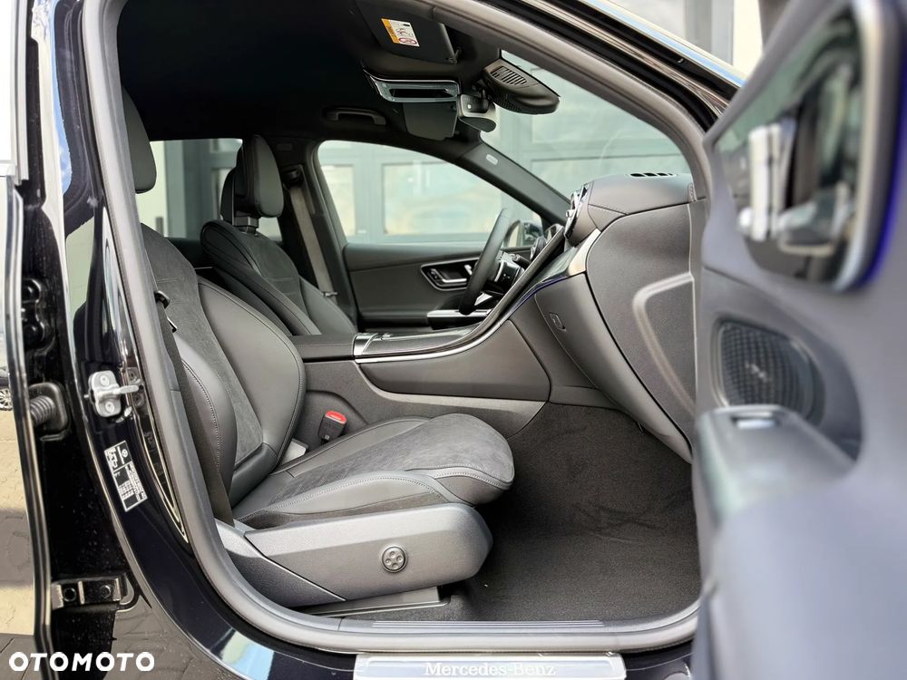 Mercedes-Benz GLC - 22