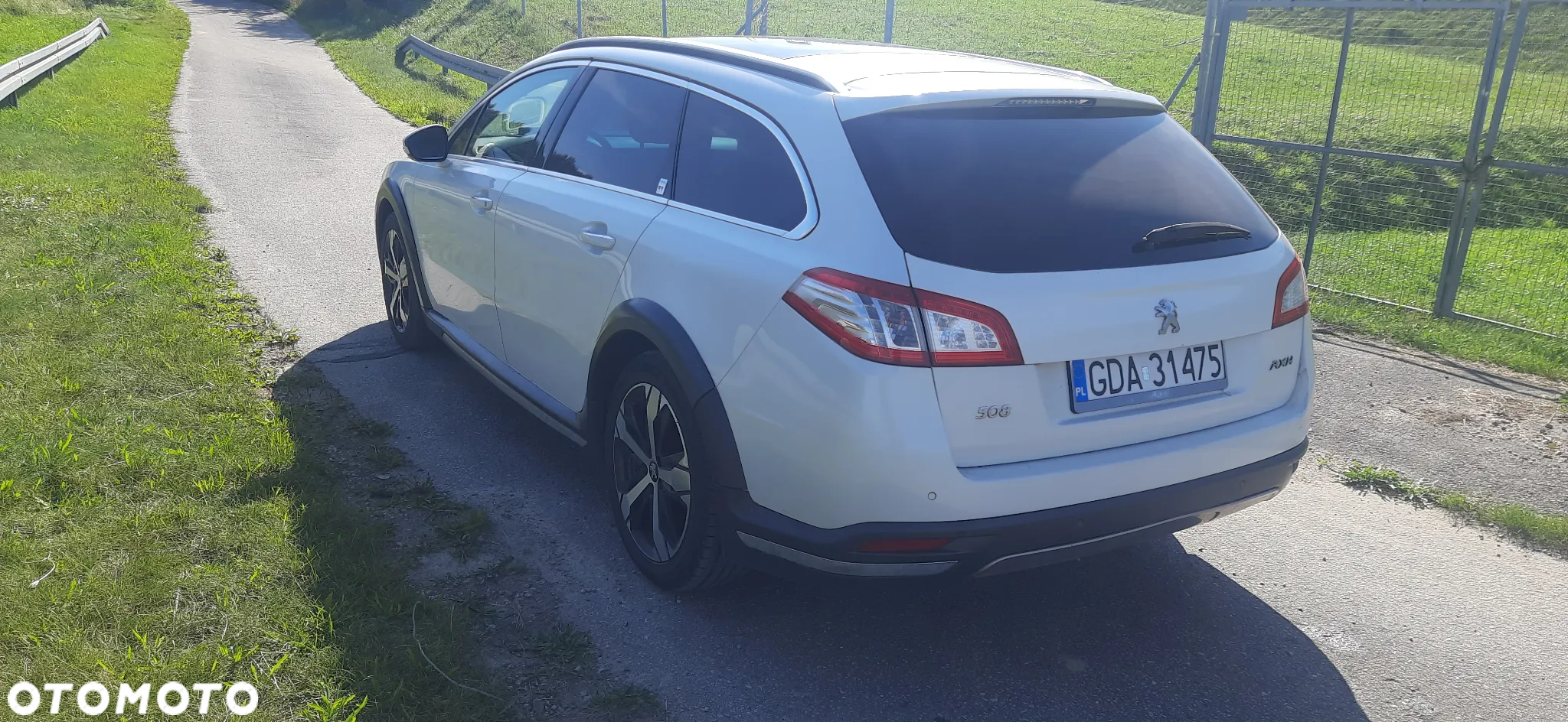 Peugeot 508 RXH 2.0 HDi HYbrid4 - 7