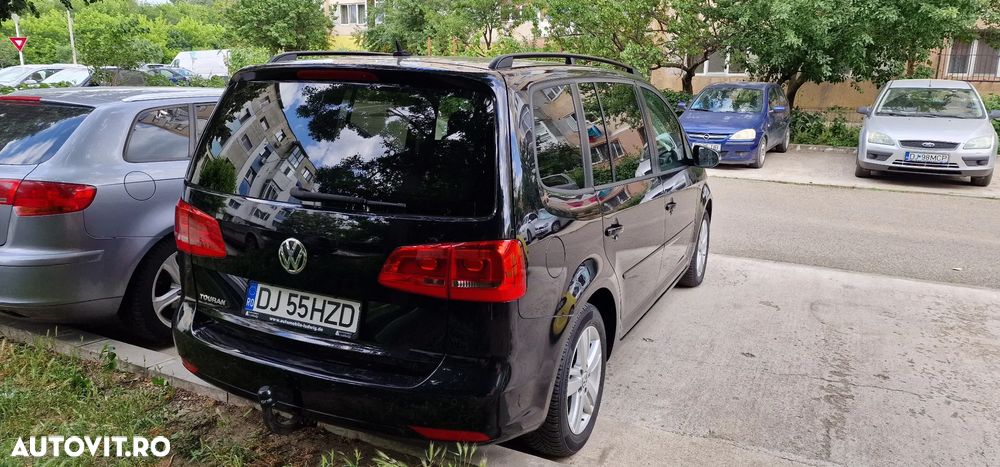 Volkswagen Touran 2.0 TDI DPF BlueMotion Technology MATCH - 11