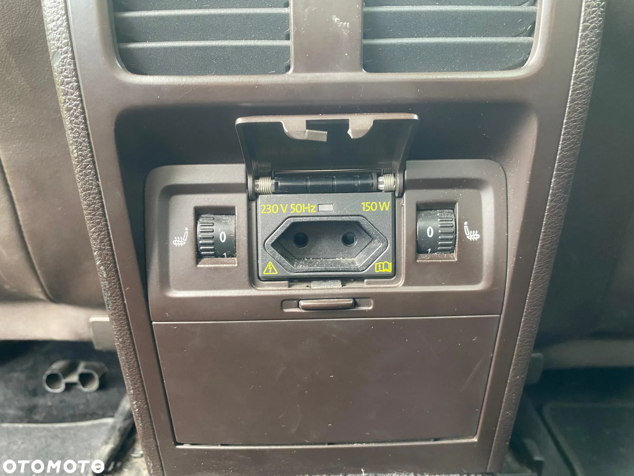Volkswagen Passat - 13