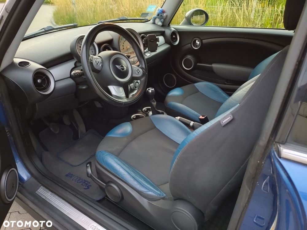 MINI Cooper Standard - 10