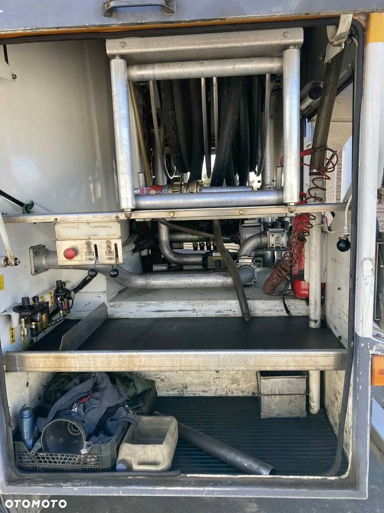 Scania R 124 GB6X2 - 28