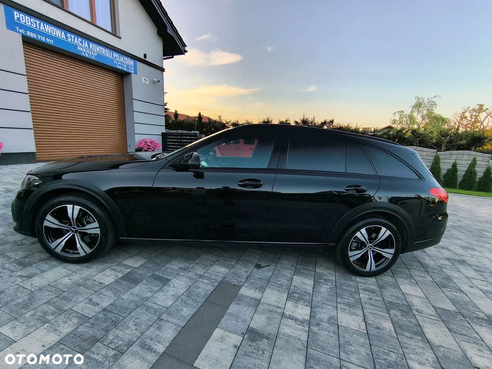 Mercedes-Benz Klasa C 220 d 4Matic T All-Terrain 9G-TRONIC Avantgarde - 11