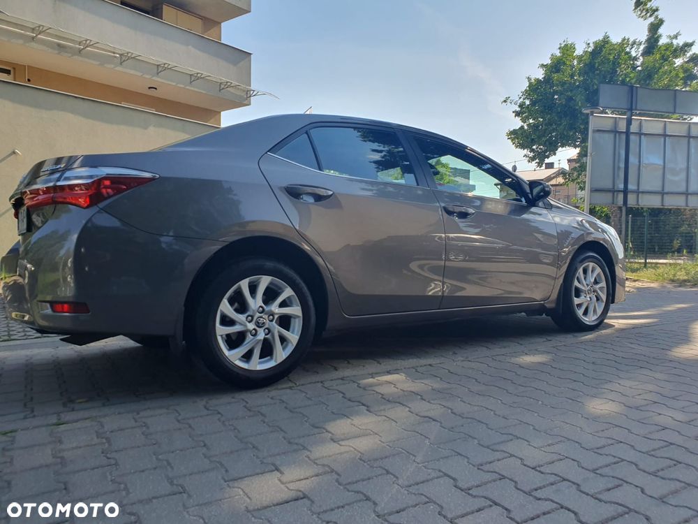 Toyota Corolla 1.6 Comfort - 5