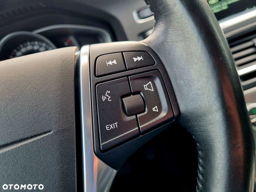 Volvo V60 D3 Edition - 18