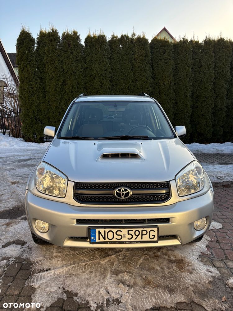 Toyota RAV4 2.0 D-4D 4x4 - 2