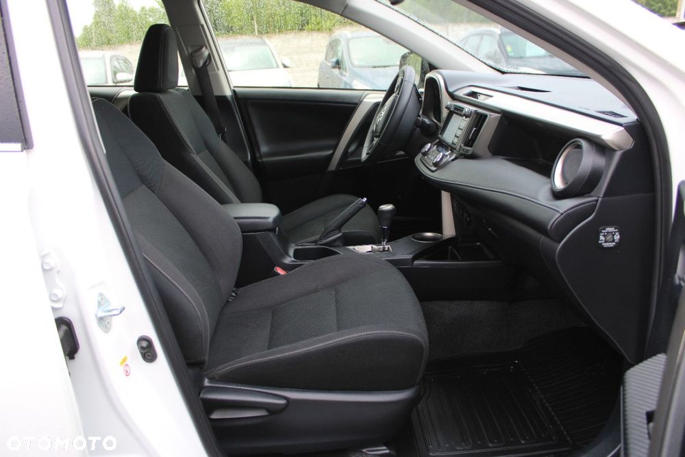 Toyota RAV4 - 28