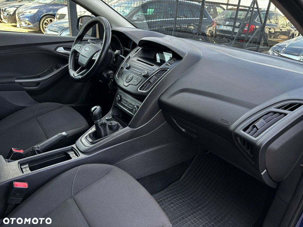 Ford Focus - 31