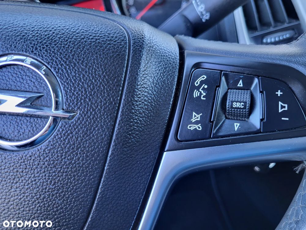 Opel Astra 1.4 Turbo - 16