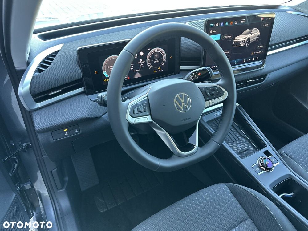 Volkswagen T-Roc - 9