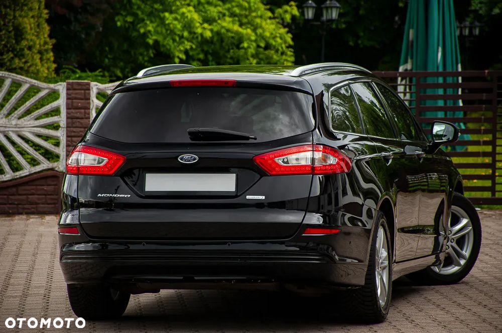 Ford Mondeo - 37