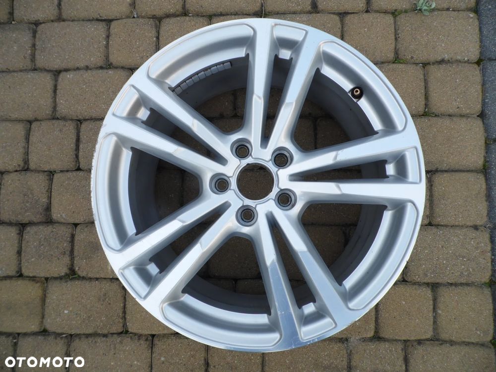 Felga 18'' 5x112 Audi 8V0601025BC 8x18 ET46 - 1