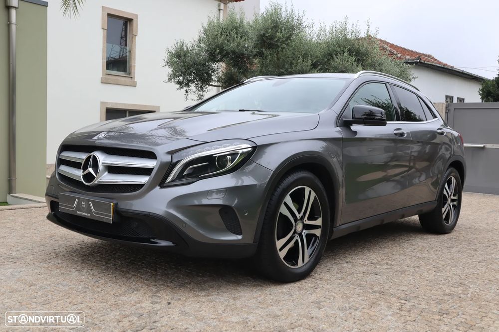 Mercedes-Benz GLA 180 d Urban - 1