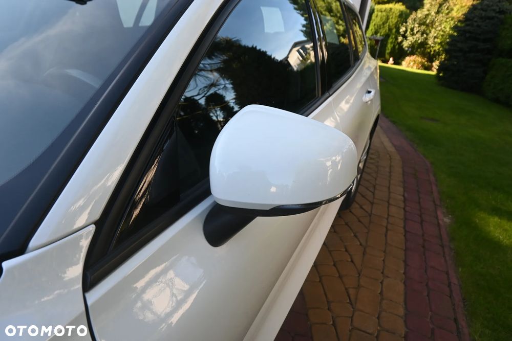 Volvo V60 B3 B Momentum - 18