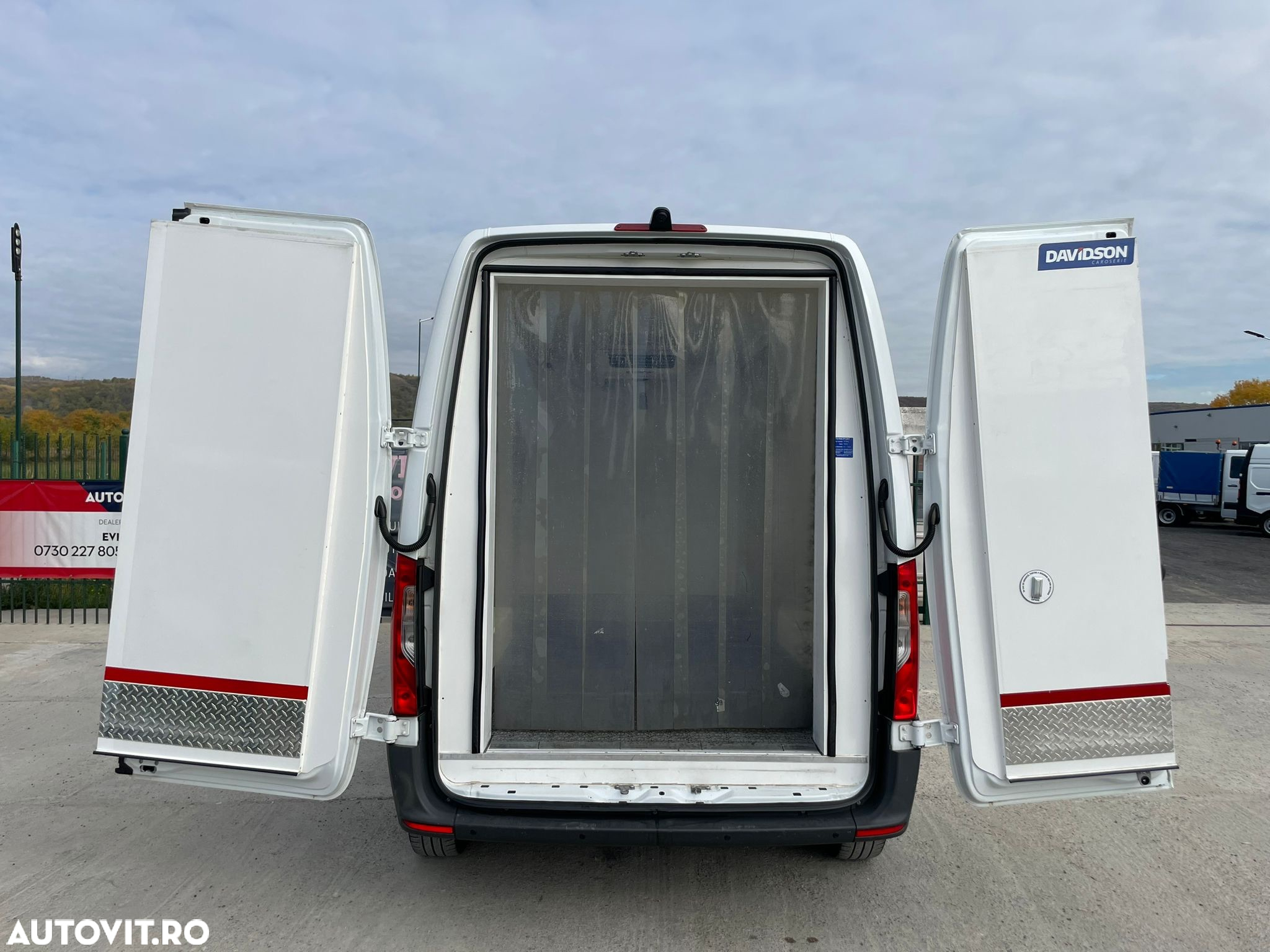 Mercedes-Benz Sprinter FRIGORIFIC THERMO KING - 12