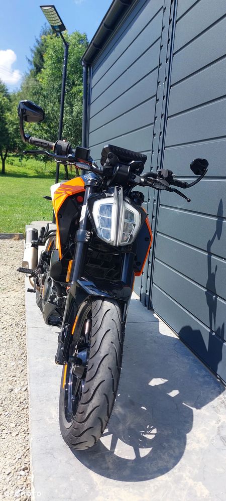 KTM Duke 125 - 24