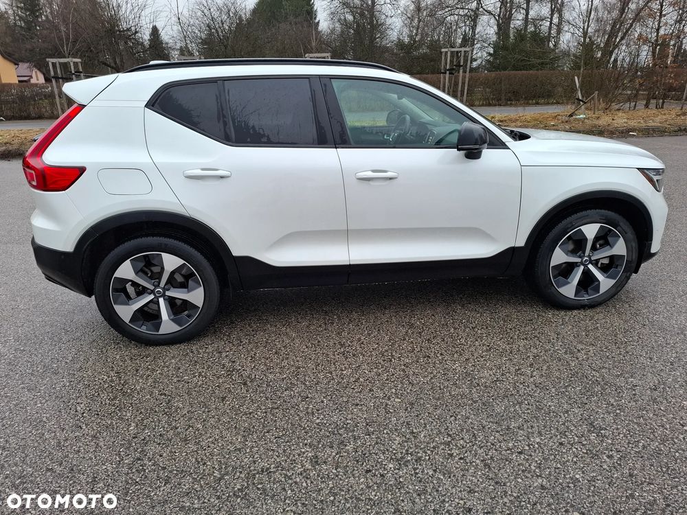 Volvo XC 40 B5 AWD Ultimate Dark - 6