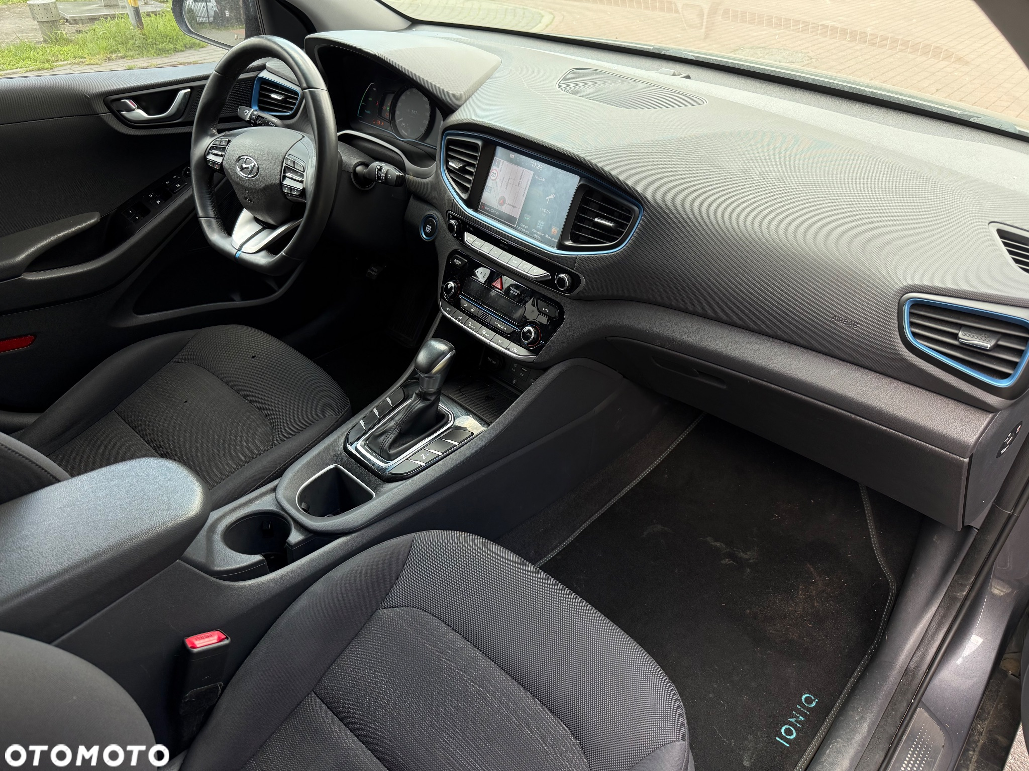 Hyundai IONIQ hybrid Premium - 6