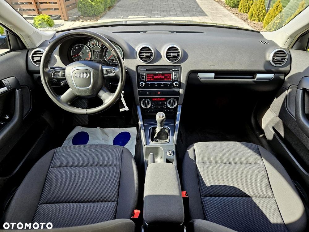 Audi A3 Sportback 1.6 Limited Edition - 19
