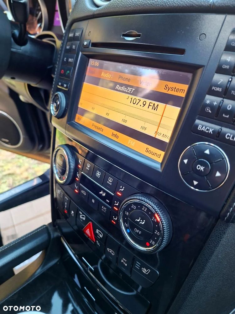 Mercedes-Benz GL 350 BlueTEC - 15