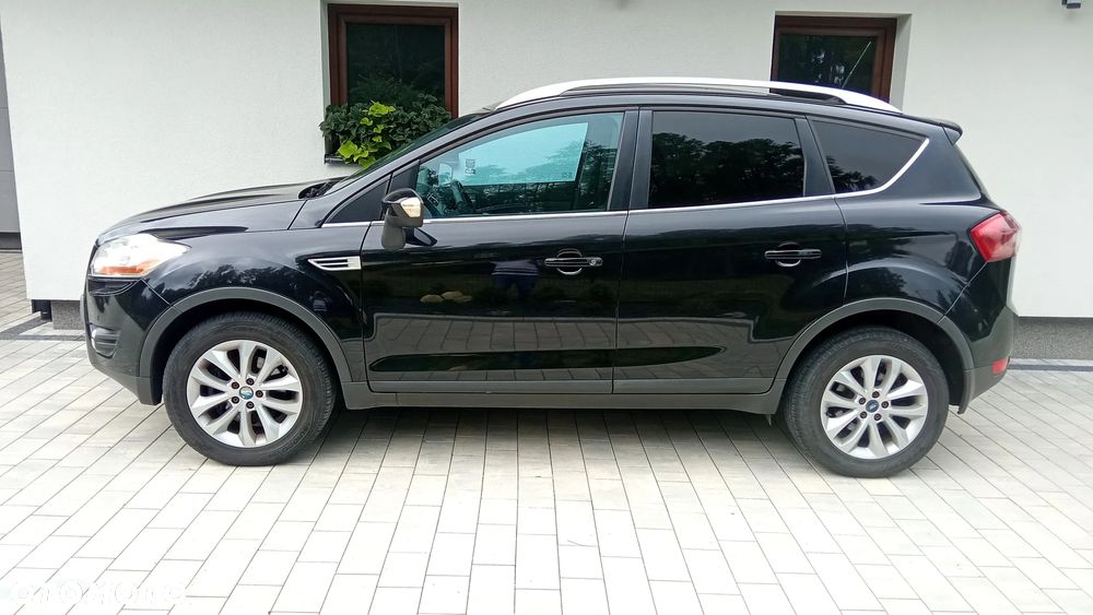 Ford Kuga 2.0 TDCi 4x4 Titanium - 4