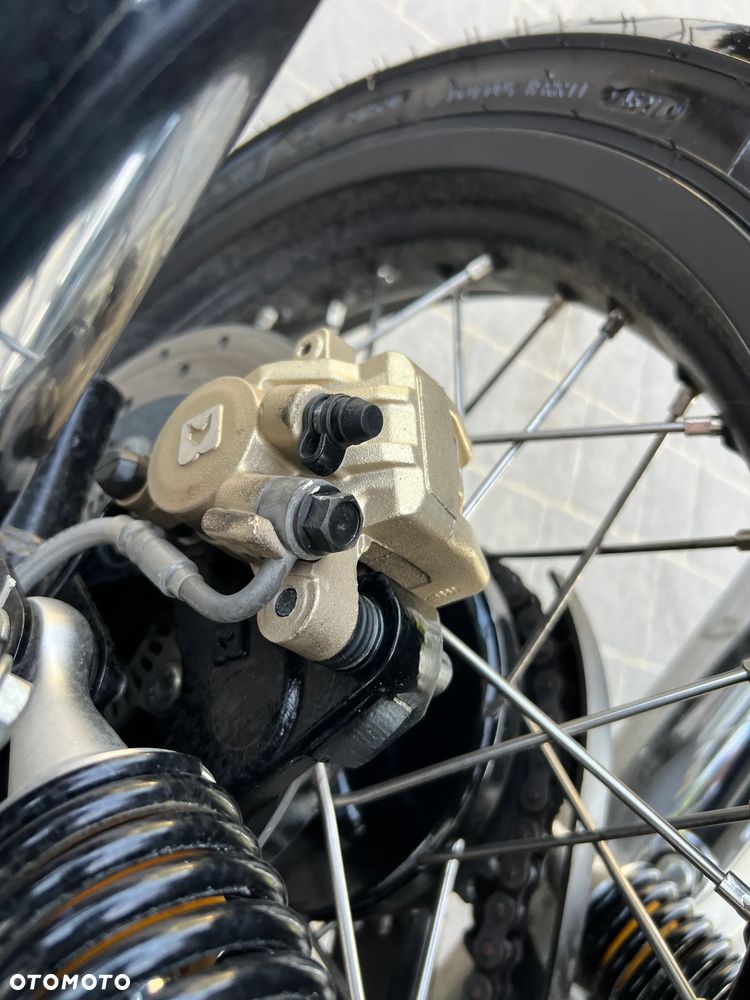 Royal Enfield Continental - 11
