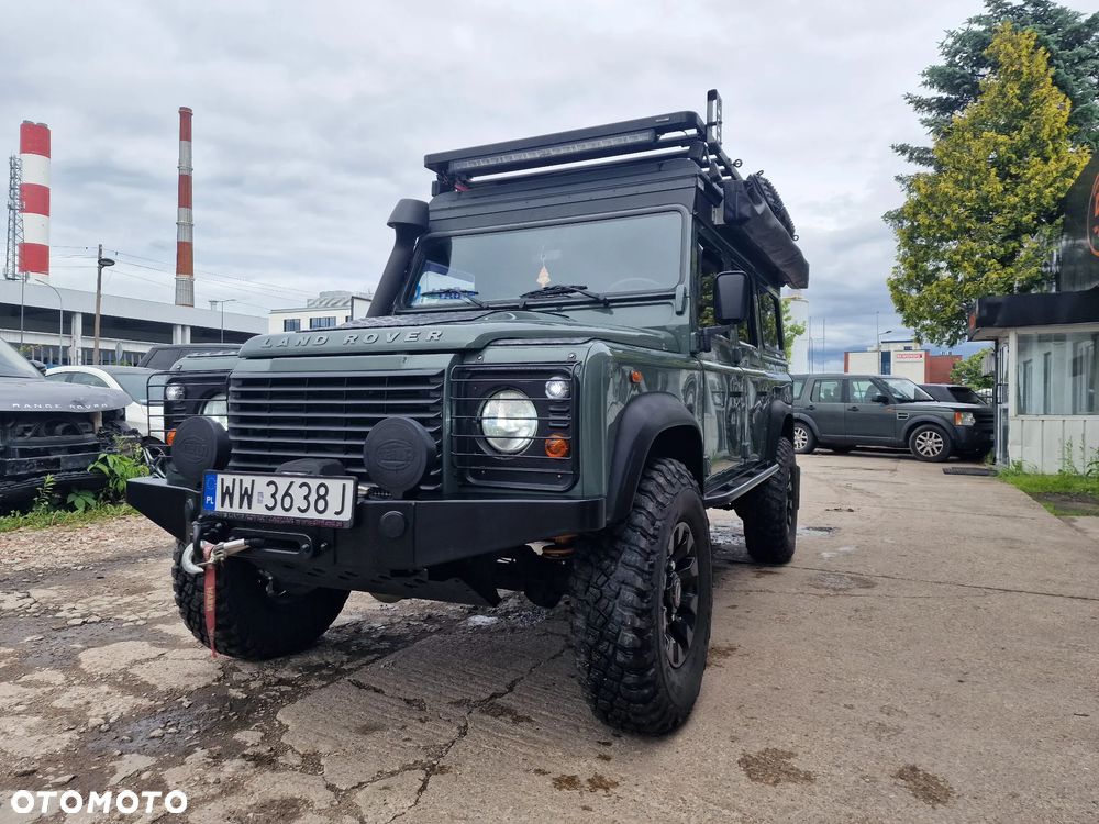 Land Rover Defender 2.4 TD4 SE - 6