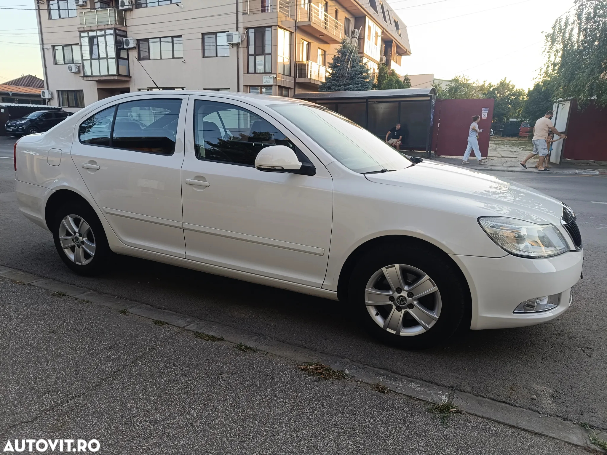 Skoda Octavia 1.6 TDI DPF Active Green tec - 3