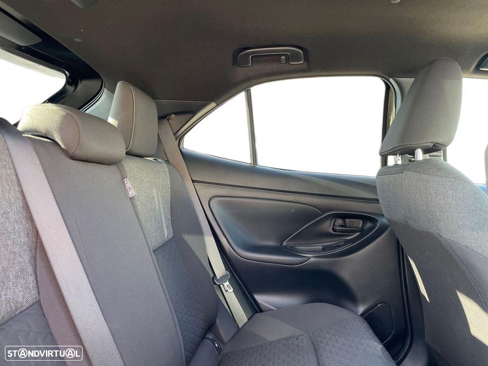 Toyota Yaris Cross 1.5 HDF Square Collection AWD - 7