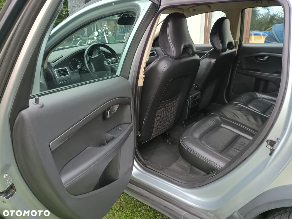 Volvo XC 70 - 16