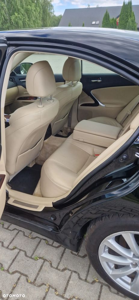 Lexus IS 250 Luxury Line - 19
