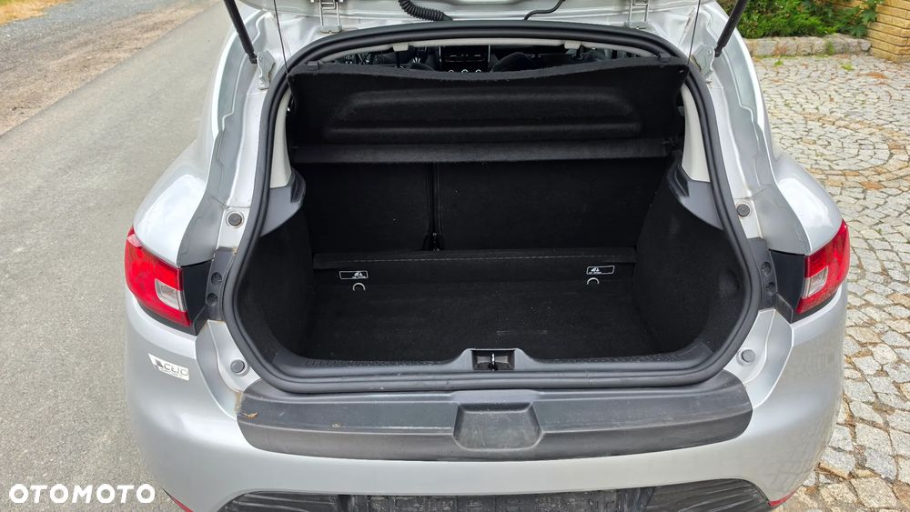 Renault Clio 1.2 16V 75 Dynamique - 17