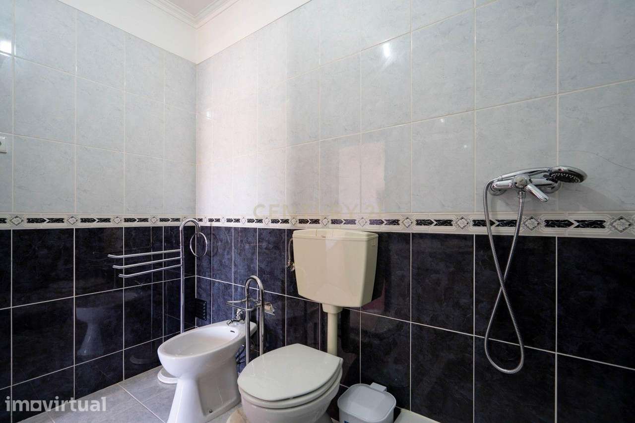 Apartamento T3 em Poiares, Vila Nova de Poiares - Grande imagem: 5/46