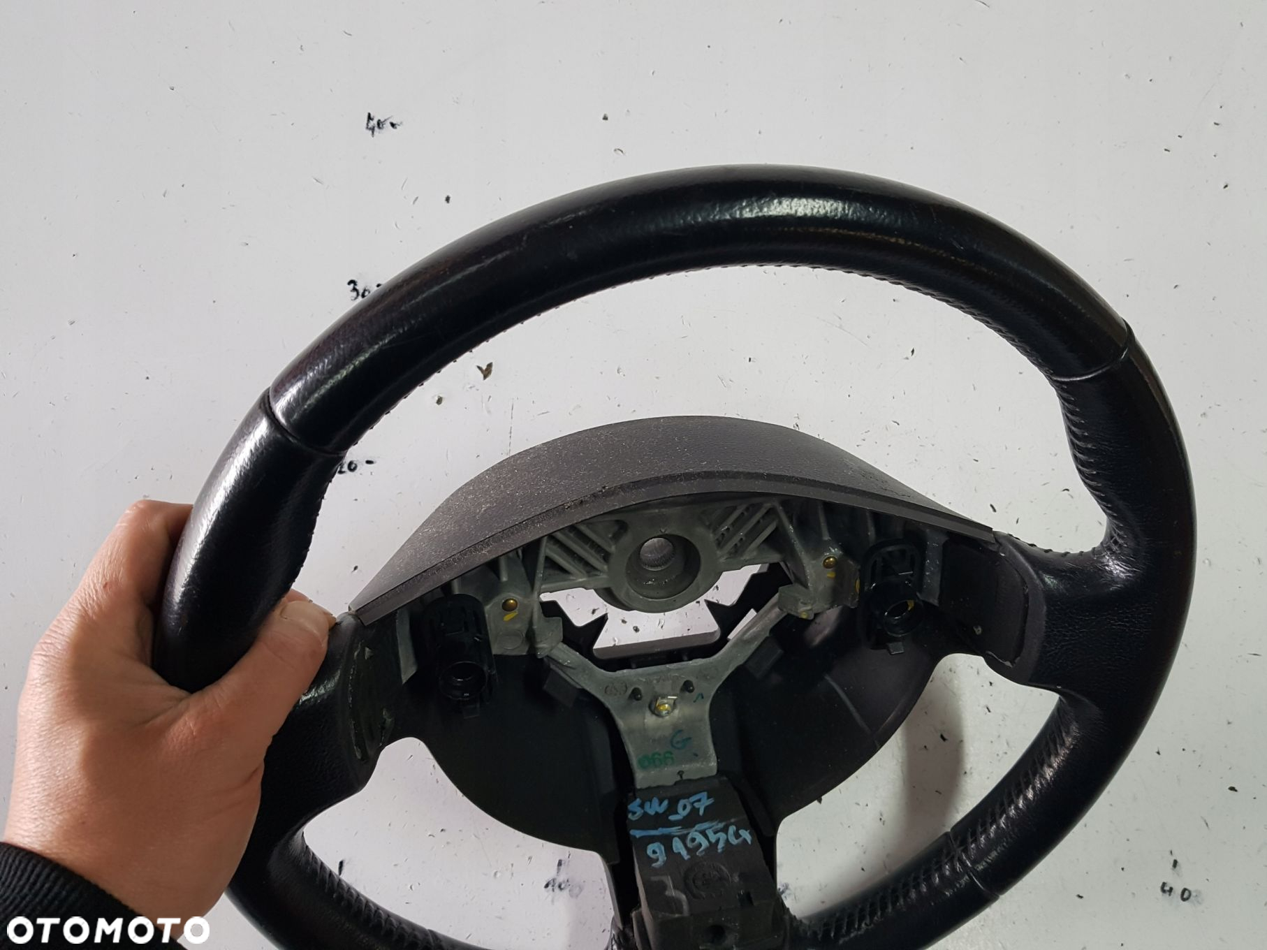 NISSAN QASHQAI I J10 LIFT 10-13r KIEROWNICA SKÓRZANA - 4