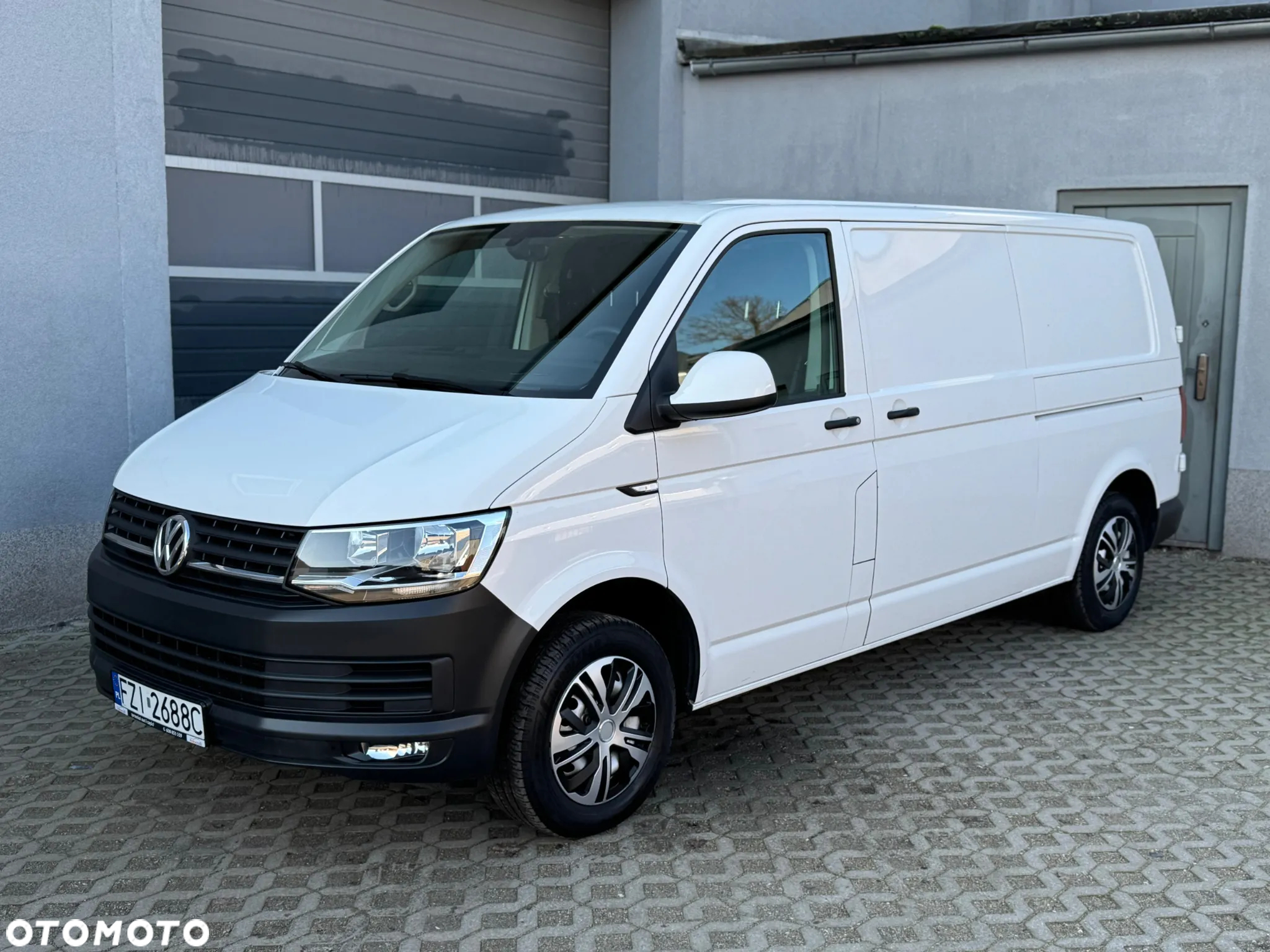 Volkswagen Transporter T6 - 6