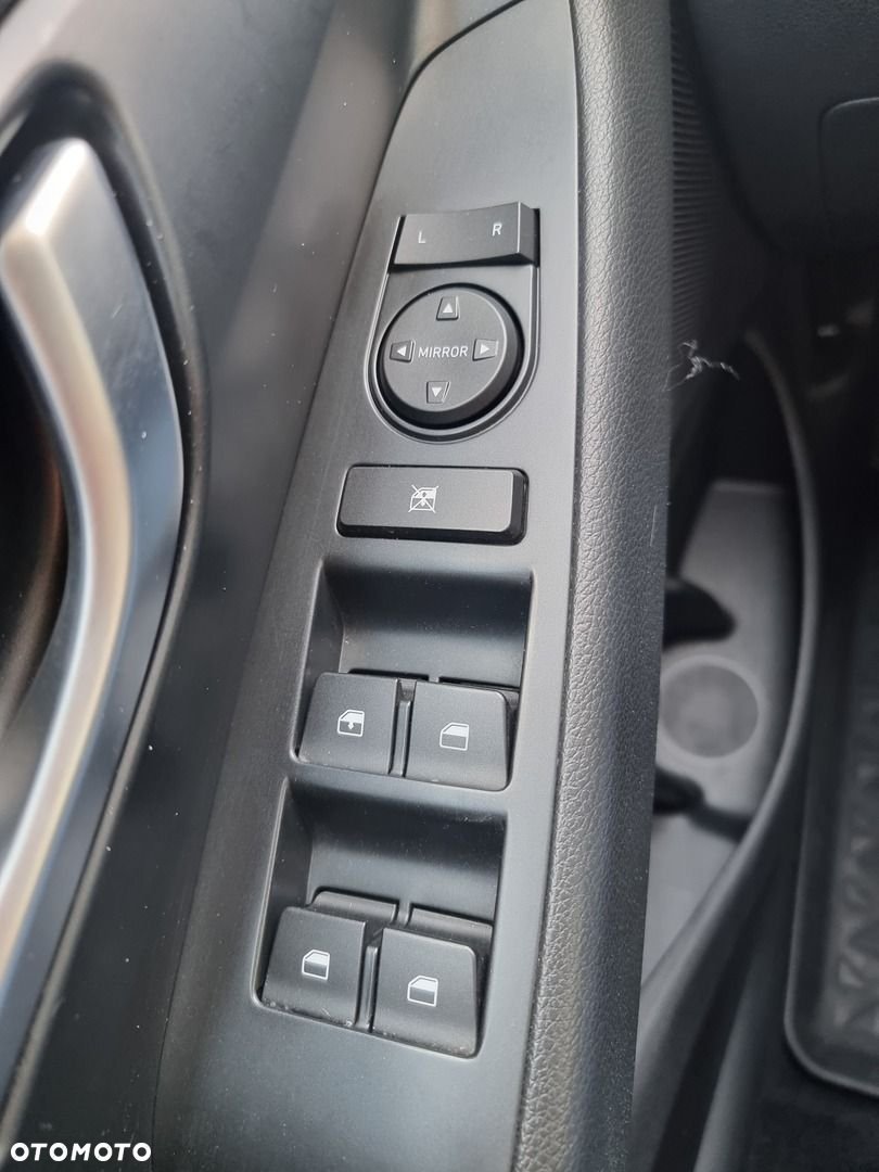 Hyundai i30 1.5 DPI Classic + - 30