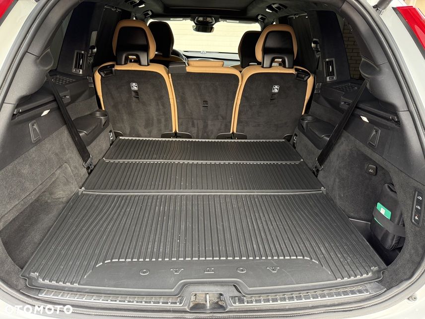 Volvo XC 90 T8 AWD Recharge Ultimate Bright - 27
