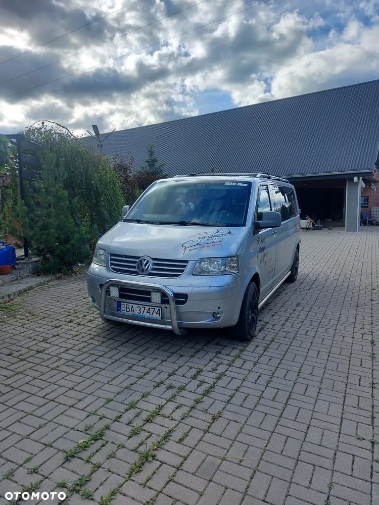 Volkswagen Transporter - 2